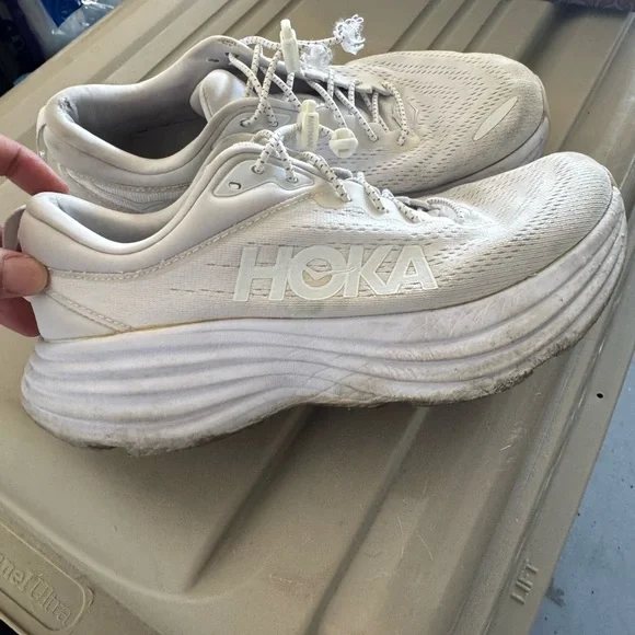 Hoka Bondi 8 Running Shoes - Picture 3 of 5